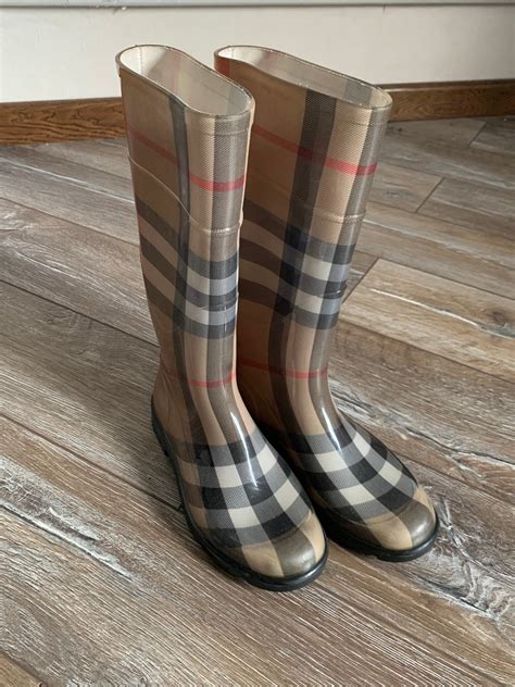 burberry womens blue quilted insulated rain boots|Burberry rain boots size chart.